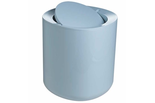 Lixeira de acrílico da marca italiana Alessi, R$ 344,00. Benedixt, Rua Haddock Lobo, 1584, Jardim Paulista, tel.: 3081-5606. Lixeira de acrílico da marca italiana Alessi, R$ 344,00. Benedixt, Rua Haddock Lobo, 1584, Jardim Paulista, tel.: 3081-5606.