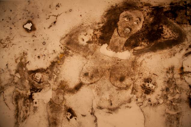 O trabalho inédito Carnival Rehearsal, feito em janeiro em Brasília, com pólvora O trabalho inédito Carnival Rehearsal, feito em janeiro em Brasília, com pólvora