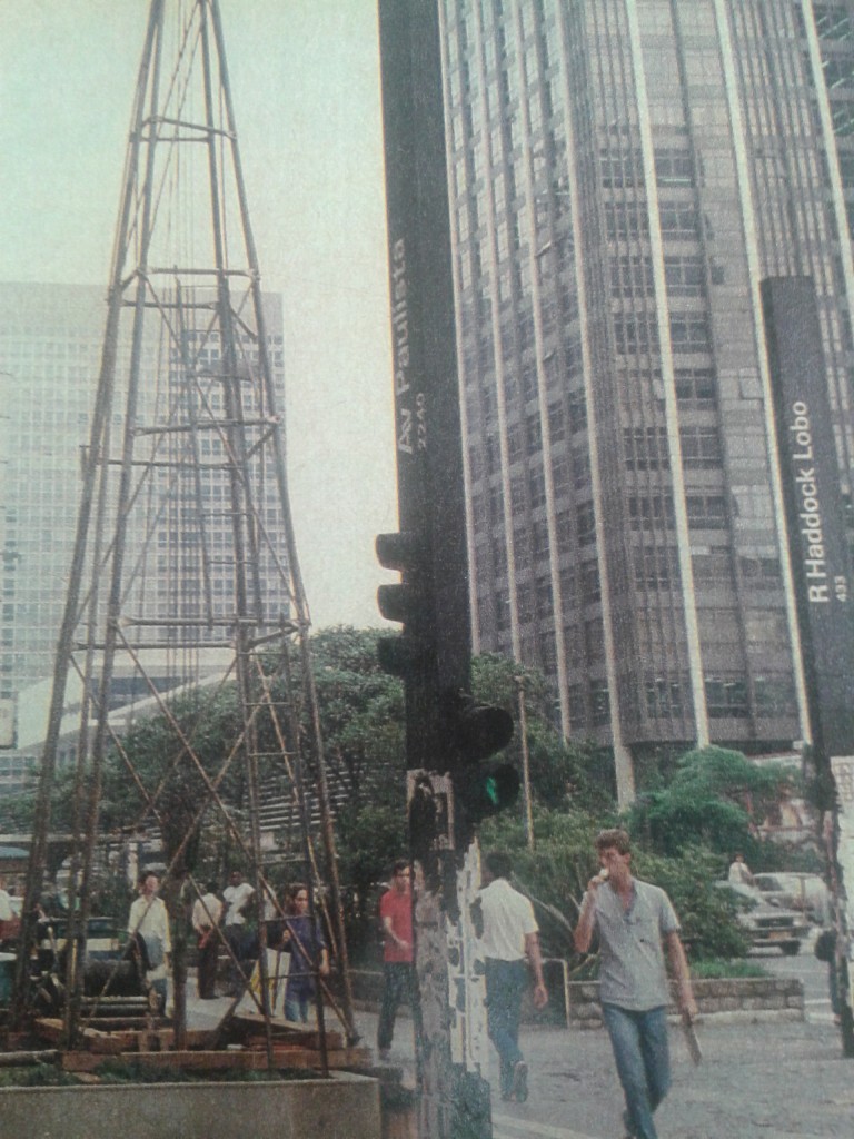 Po&ccedil;o artesiano cavado na esquina da Avenida Paulista com a Haddock Lobo: seca no ver&atilde;o de 1986