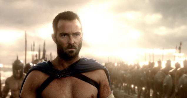 300 - A Ascensão do Império: o fortão Sullivan Stapleton, como Themistocles, batalha no Mar Egeu 300 - A Ascensão do Império: o fortão Sullivan Stapleton, como Themistocles, batalha no Mar Egeu