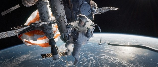 Gravidade: Sandra Bullock, perdida e desesperada no espaço Gravidade: Sandra Bullock, perdida e desesperada no espaço