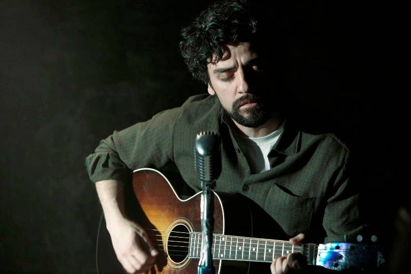 Inside Llewyn Davis – Balada de um Homem Comum: o cantor e compositor Llewyn Davis (Oscar Isaac)