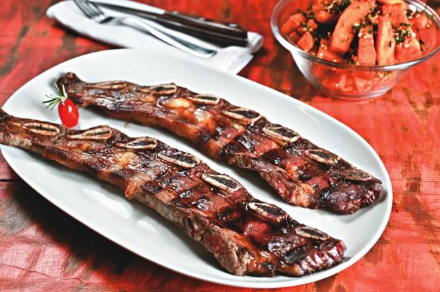 Na churrascaria 348 Parrilla Porteña: assado de tira em porção de 300 gramas Na churrascaria 348 Parrilla Porteña: assado de tira em porção de 300 gramas