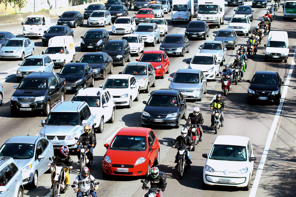 Motos só respondem por 5,5% de todas as multas aplicadas na capital
