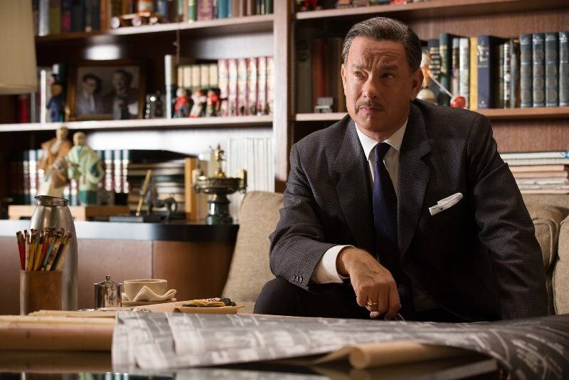 Walt nos Bastidores de Mary Poppins: Walt Disney (Tom Hanks)