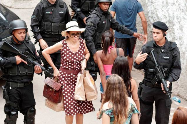 Julio Sumiu: mãe se desespera com desaparecimento do filho Julio Sumiu: mãe se desespera com desaparecimento do filho