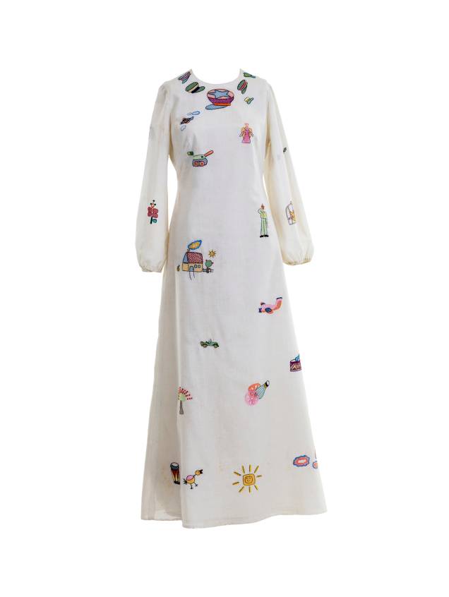 Esse vestido fez parte de um desfile em Nova York Esse vestido fez parte de um desfile em Nova York
