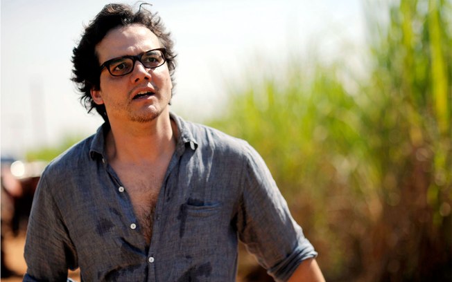 Cena de A Busca: Wagner Moura interpreta um médico cujo filho desaparece Cena de A Busca: Wagner Moura interpreta um médico cujo filho desaparece