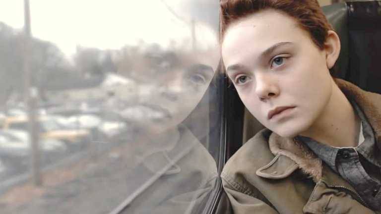 Elle Fanning interpreta um menino no corpo de uma garota em ‘About Ray’