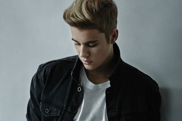 Justin Bieber faz homenagem emocionante para amigo que morreu nos atentados em Paris