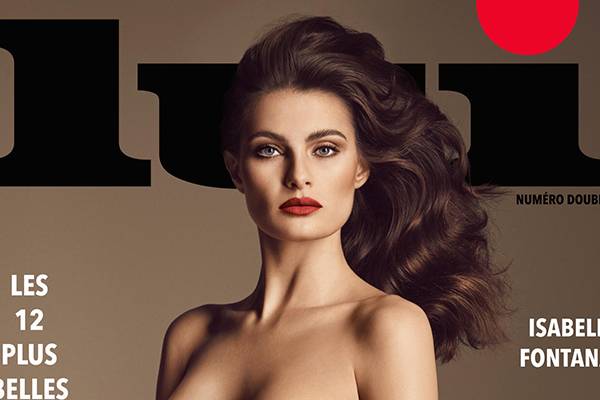 Isabeli Fontana posa nua para capa de revista francesa