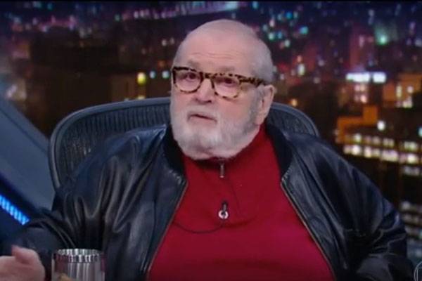 Jô Soares se emociona ao falar de José de Abreu e Chico Buarque em programa desta quarta (27)