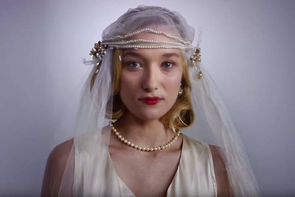 Vídeo mostra a evolução dos vestidos de noiva desde 1915 até os dias de hoje