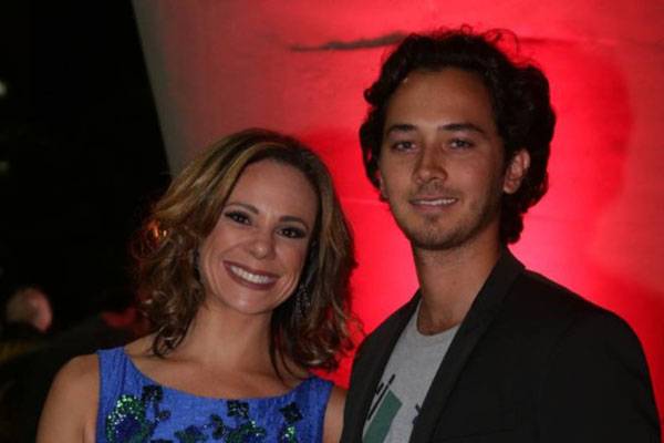Vanessa Gerbelli desabafa sobre fim de relacionamento com o ator Gabriel Falcão, 17 anos mais jovem