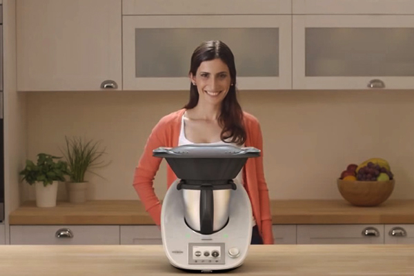 Mãe faz desabafo para alertar pessoas sobre os perigos de um famoso eletrodoméstico