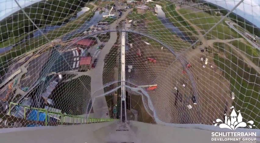 Vídeo mostra como é andar no tobogã mais alto do mundo; assista