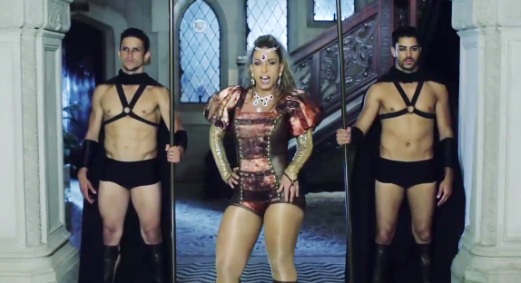 Valesca Popozuda lança trecho do clipe de ‘Beijinho no Ombro’: temos o hit do verão?