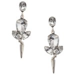 Brinco curto petal and spike: de R$ 49,00 por R$ 14,70