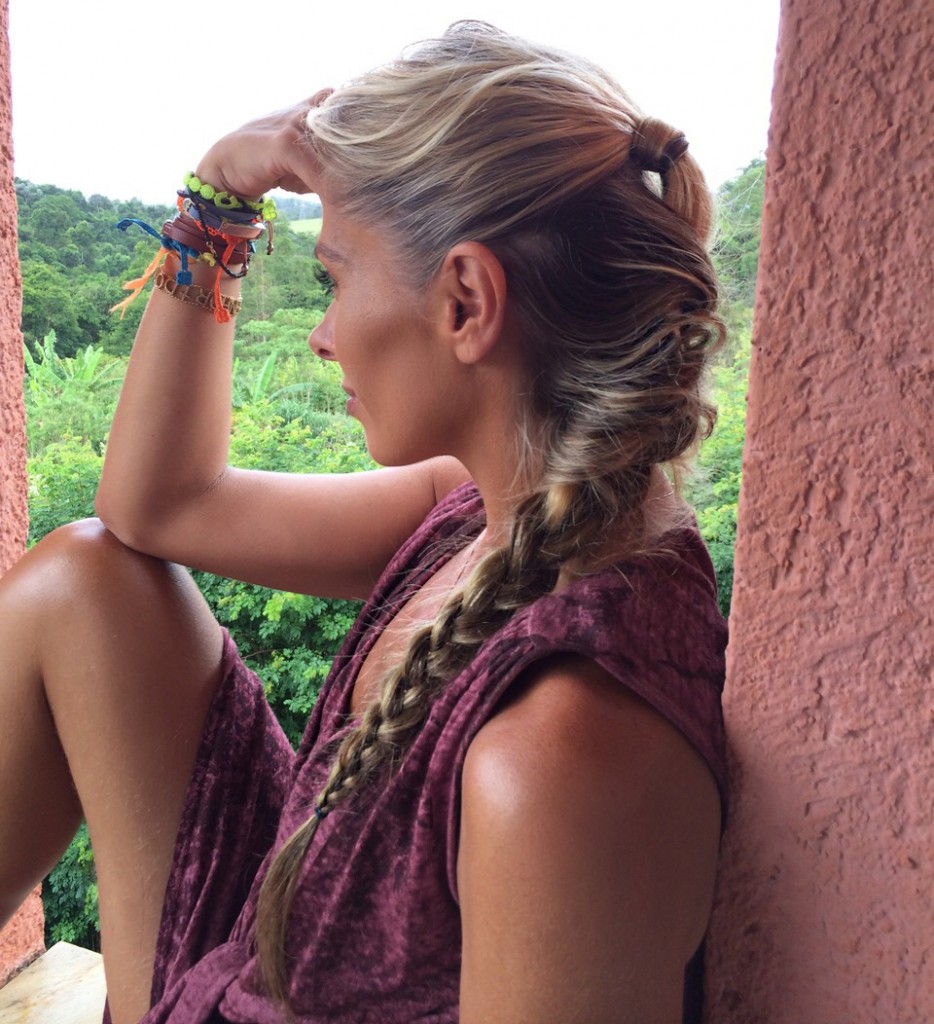 Tran&ccedil;a feita a partir de um rabo de cavalo alto (Foto: Reprodu&ccedil;&atilde;o)