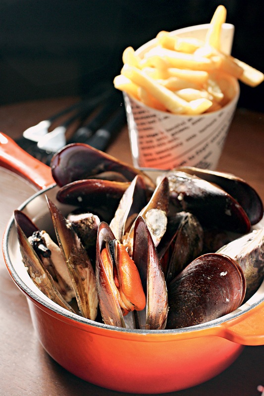 Moules et frites: um dos pratos belgas do The Ale House Moules et frites: um dos pratos belgas do The Ale House