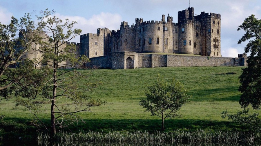 Especial de natal de ‘Downton Abbey’ foi gravado em Hogwarts e terá George Clooney no elenco