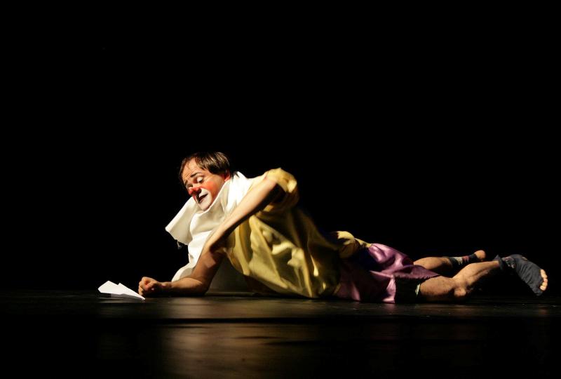 WWW para Freedom: soldados são enviados para libertar um povo de um terrível ditador WWW para Freedom: soldados são enviados para libertar um povo de um terrível ditador