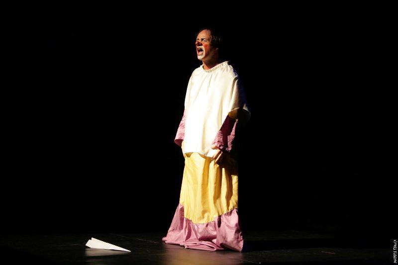 WWW para Freedom: peça tem direção de Esio Magalhães WWW para Freedom: peça tem direção de Esio Magalhães