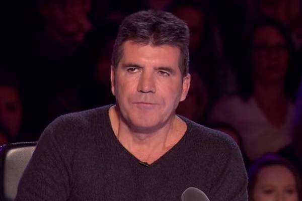 Os passos de dança destes senhores surpreenderam a plateia de um reality show