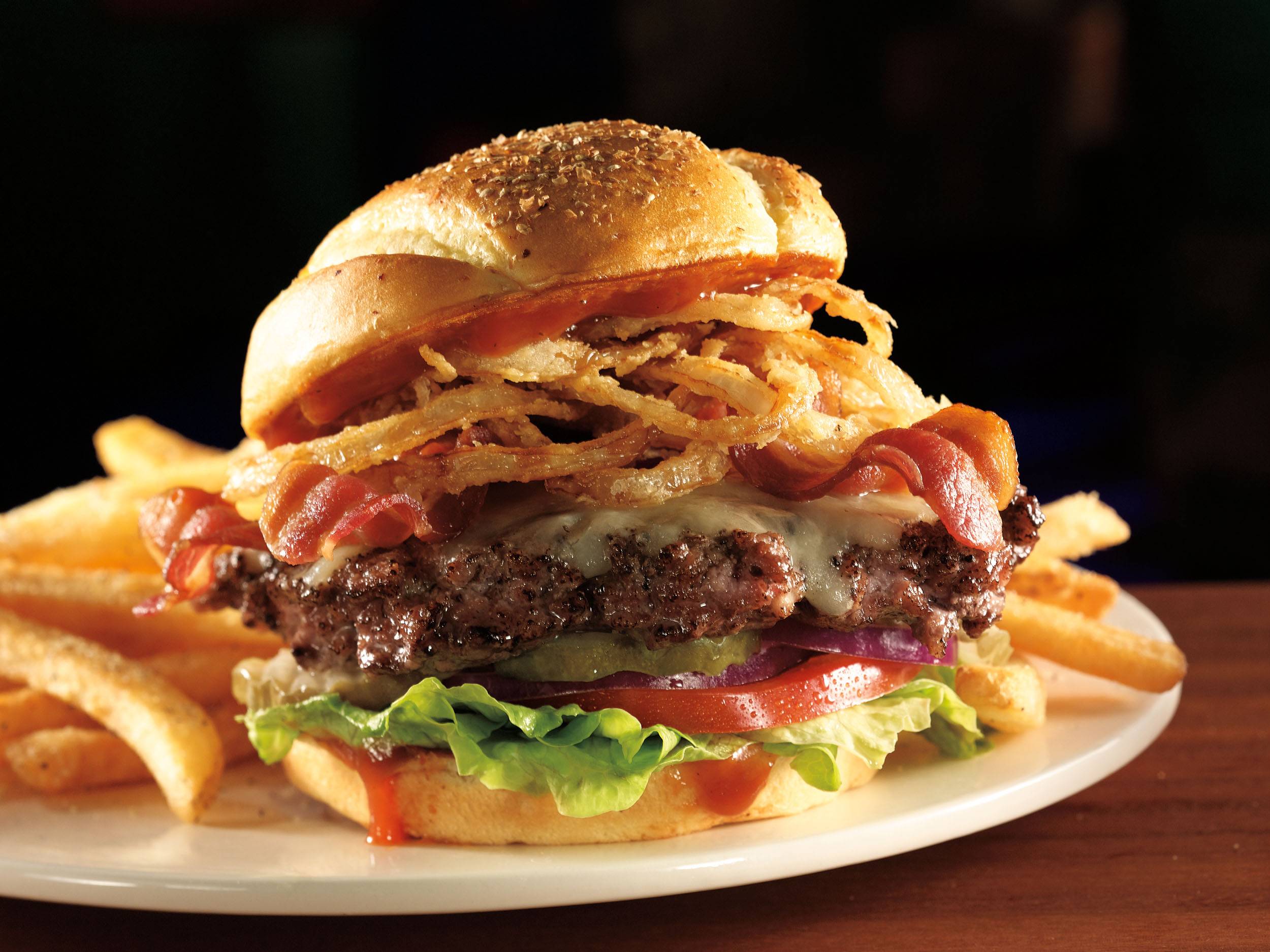 applebees_cowboy-burger.jpeg