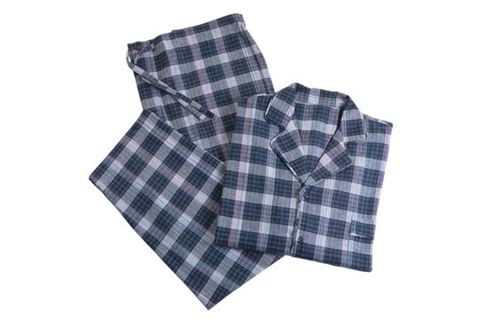Pijama de flanela masculino, R$ 259,00. Pijamah Empório, Rua Joaquim Antunes, 78, Jardim Paulista, tel.: 3062-6028. Pijama de flanela masculino, R$ 259,00. Pijamah Empório, Rua Joaquim Antunes, 78, Jardim Paulista, tel.: 3062-6028.