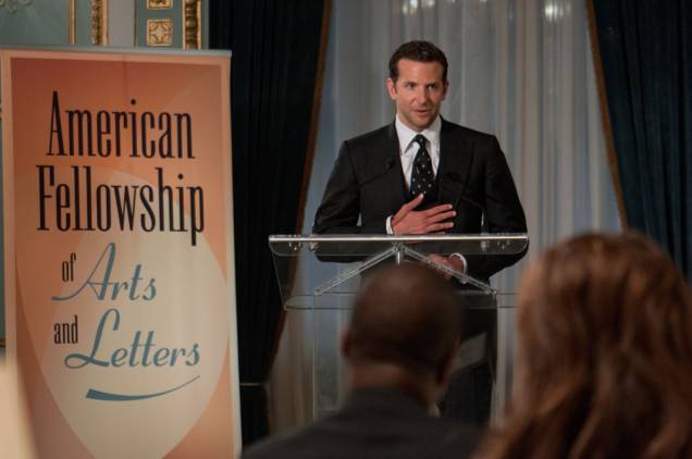 Bradley Cooper em As Palavras: escritor lança livro com história que não é de sua autoria Bradley Cooper em As Palavras: escritor lança livro com história que não é de sua autoria