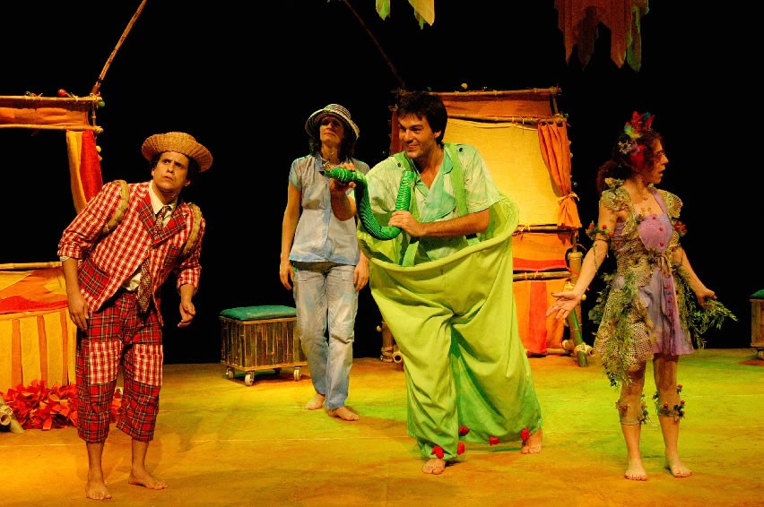 A atriz Jacqueline Obrigon em Assembleia dos Bichos: a Catapora-do-Mato participa da reunião de animais A atriz Jacqueline Obrigon em Assembleia dos Bichos: a Catapora-do-Mato participa da reunião de animais