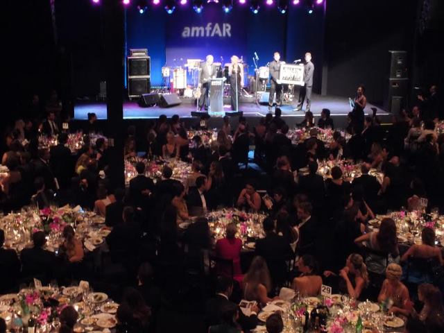 baile-amfar-2