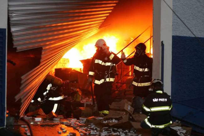 bombeiros bairro do limão