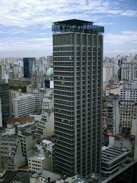 Edifício abrigou por muitos anos a sede do Unibanco