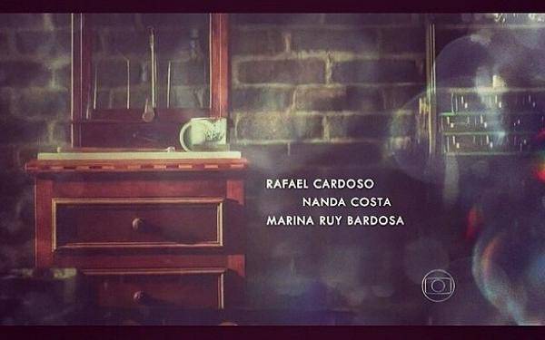 Nome de Marina Ruy Barbosa é escrito errado na abertura de “Império”; atriz brinca com gafe