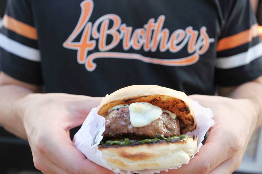 	O Barra Funda Food Park foi criado pelos sócios do 4Brothers Food Truck 