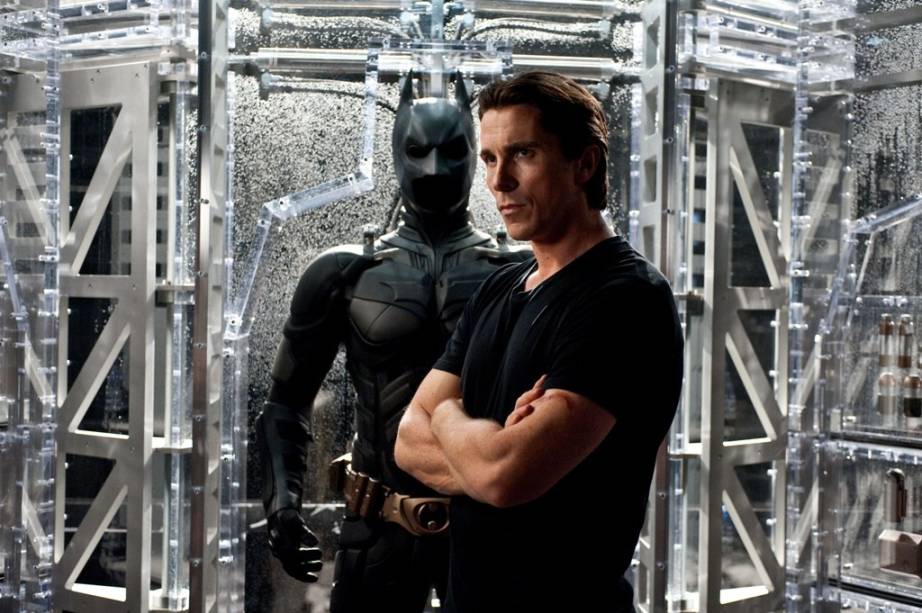 Christian Bale: ator interpreta novamente o duplo papel de Bruce Wayne e Batman Christian Bale: ator interpreta novamente o duplo papel de Bruce Wayne e Batman