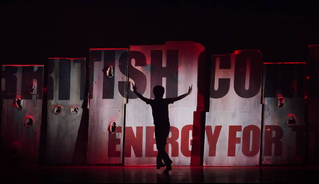 	Kylend Hetherington interpreta o personagem Billy Elliot na montagem norte-americana