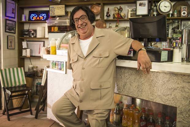 Tatá Werneck se prontifica a ajudar ator de “A Grande Família”