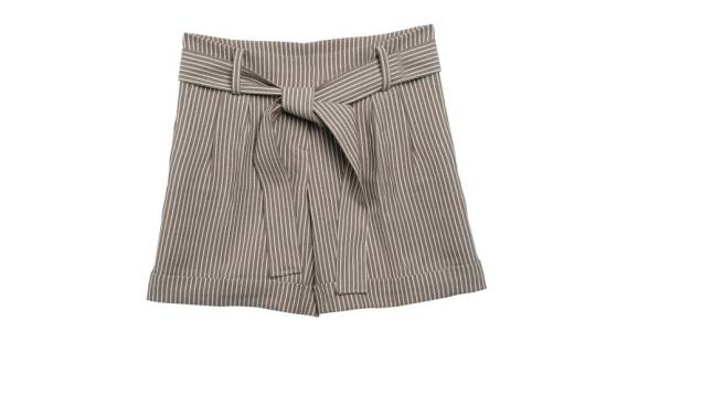 Bermuda de algodão, da Simulassão Bermuda de algodão, da Simulassão