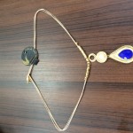 Colar feito com palha de buriti: 65 reais