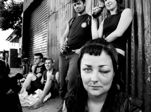 Get Shot: movimento punk é registrado em exposição na Matilha Cultural Get Shot: movimento punk é registrado em exposição na Matilha Cultural