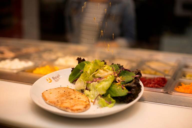 Troca de bandeira: lojas Salad Creations viram Boali