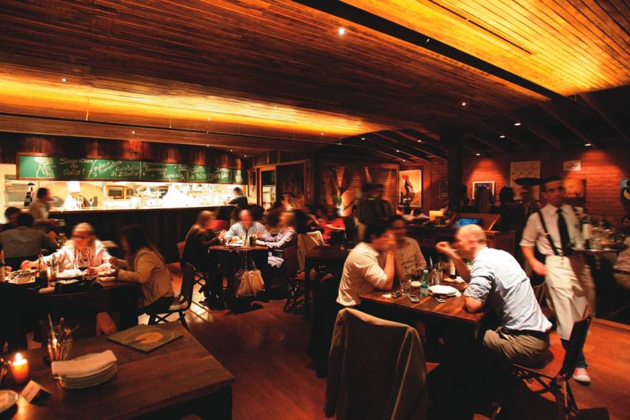 Botagallo: bar-restaurante serve receitas italianas em  pequenas porções