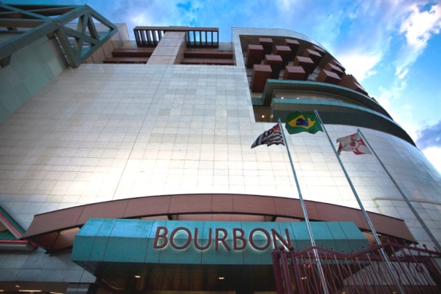 Fachada do Shopping Bourbon