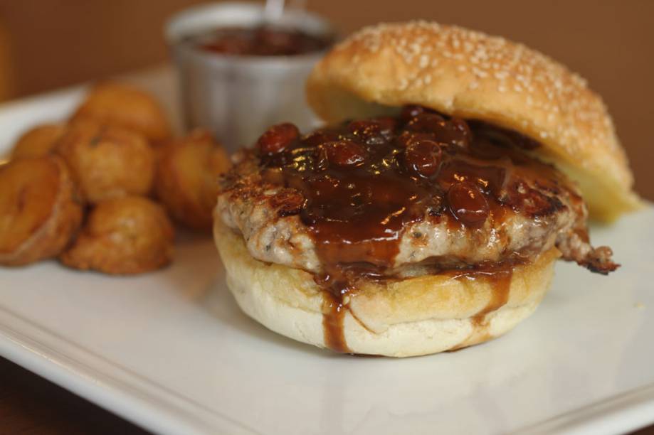 Burger Lab Experience: mix de carnes bovina e suína Burger Lab Experience: mix de carnes bovina e suína