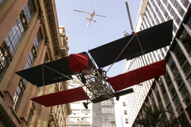 Aviões de camponeses chineses enfeitam o céu Aviões de camponeses chineses enfeitam o céu