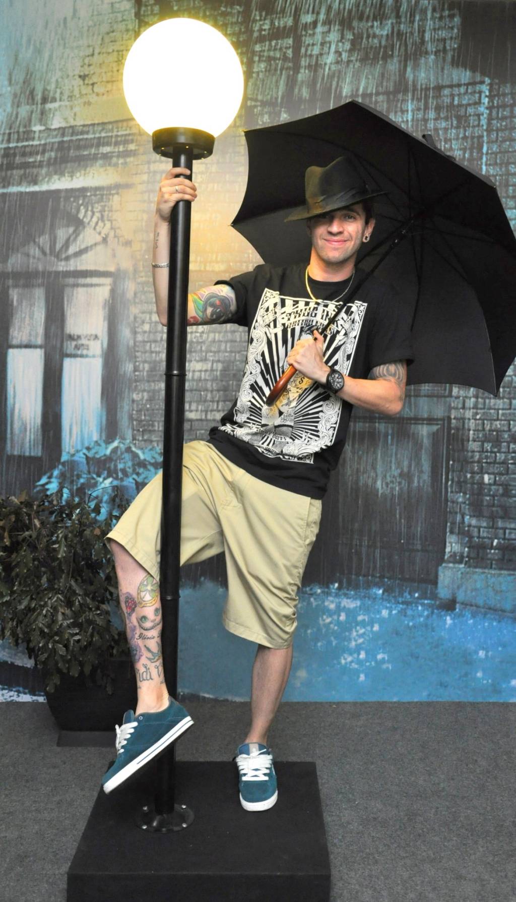 Cenário de Cantando na Chuva