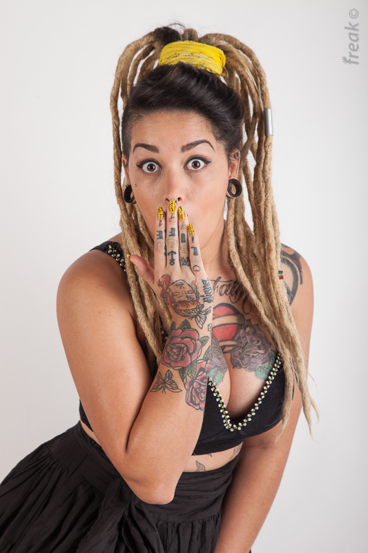 capa_lila_p_freakmodels-com_-br-8461